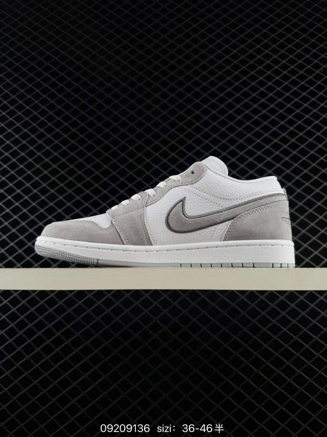 Nike AIR JORDAN 1LOW G AJ1